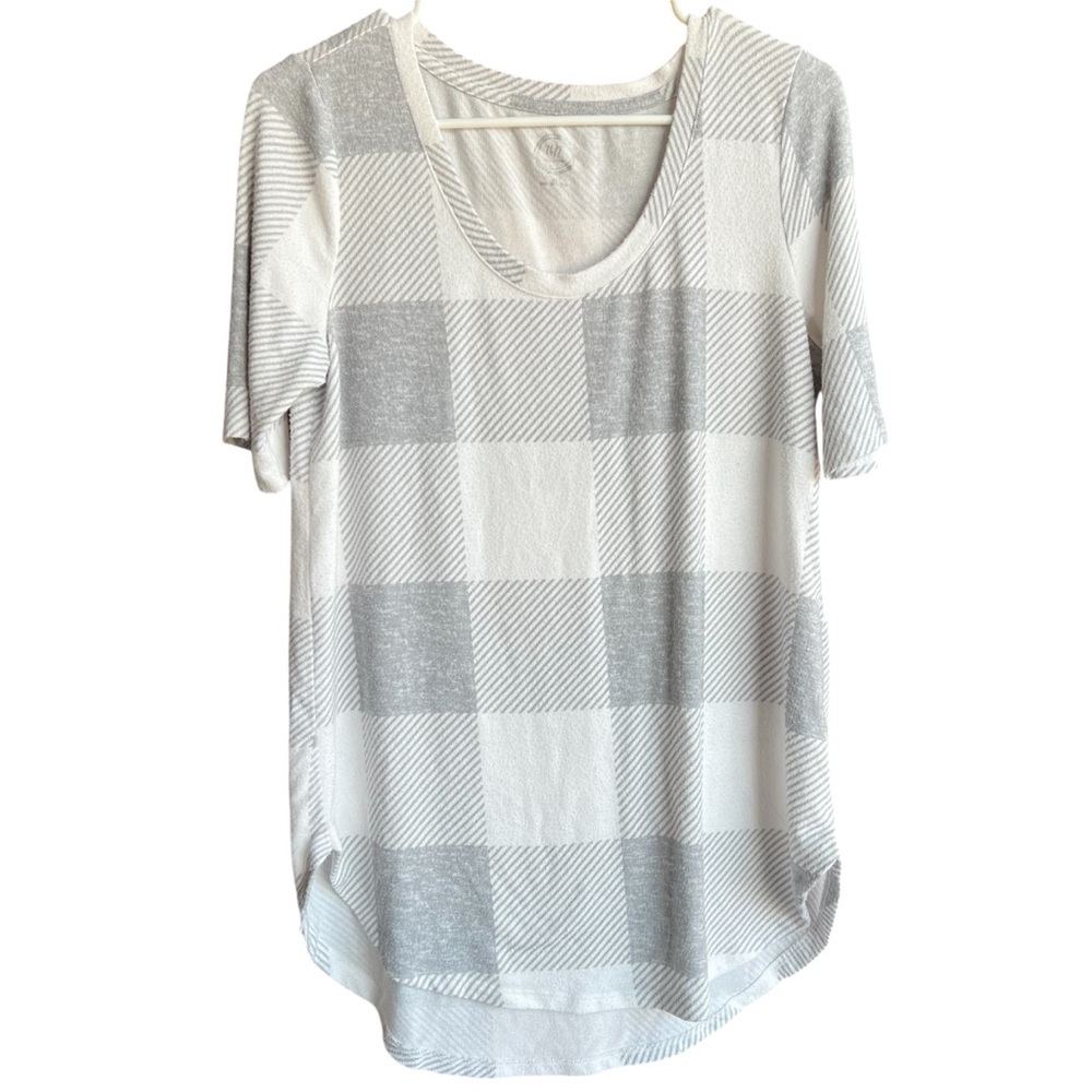 Maurices 24/7 Women’s Flawless Gray Plaid Tunic Tee Sz M